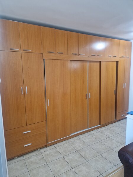 Piata Delfinului, Pantelimon,